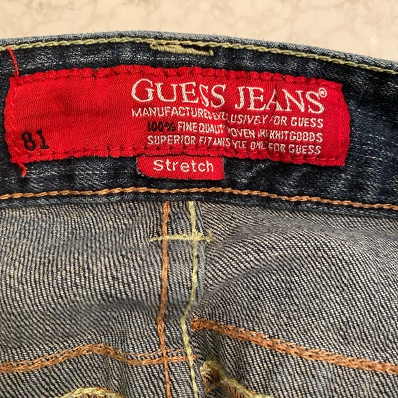 Gently Worn Slightly Distressed Guess Size 31 Straight Leg Jeans - Picture 4 of 11